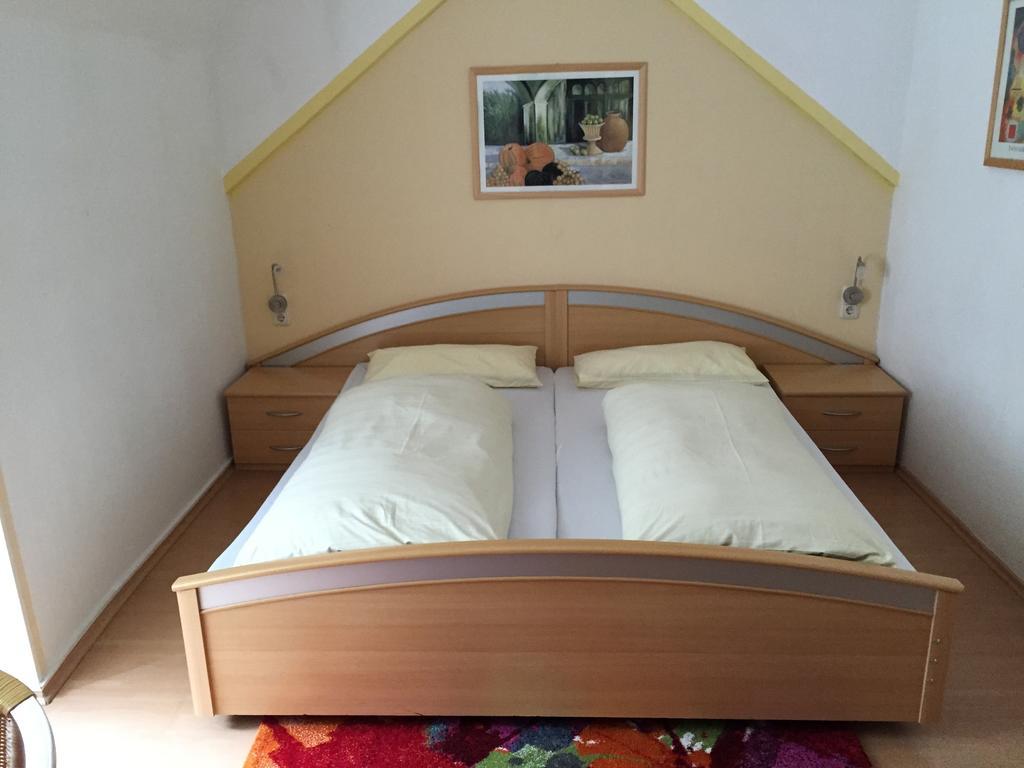 Jugendhotel Nuernberg Room photo